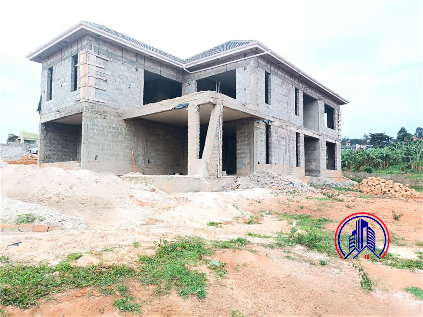 Storeyed house for sale in Namugongo Wakiso