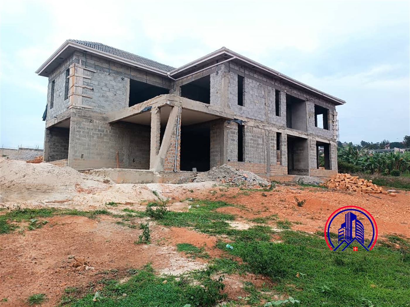 Storeyed house for sale in Namugongo Wakiso