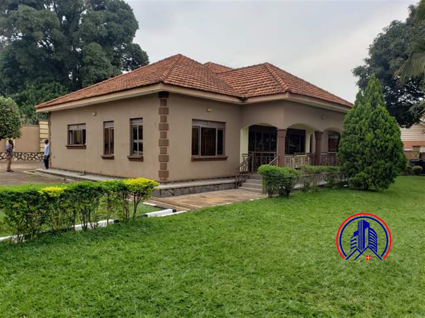 Bungalow for rent in Bukoto Kampala