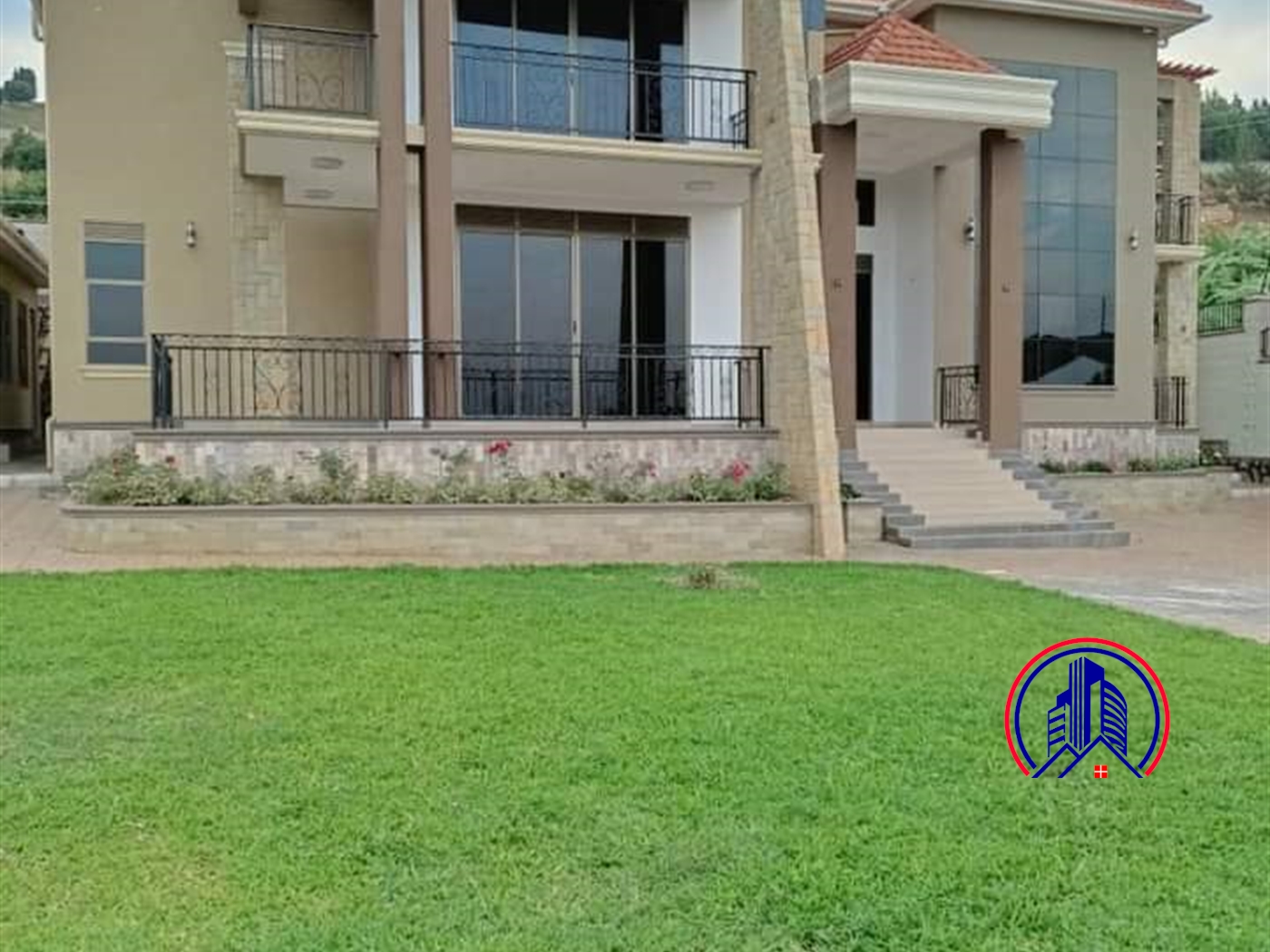 Storeyed house for sale in Bwebajja Wakiso