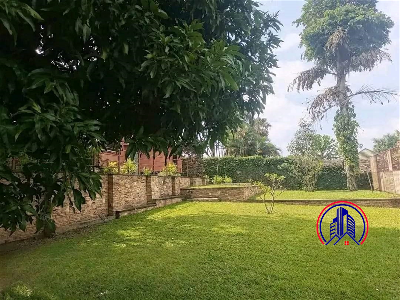 Bungalow for sale in Mutugo Kampala