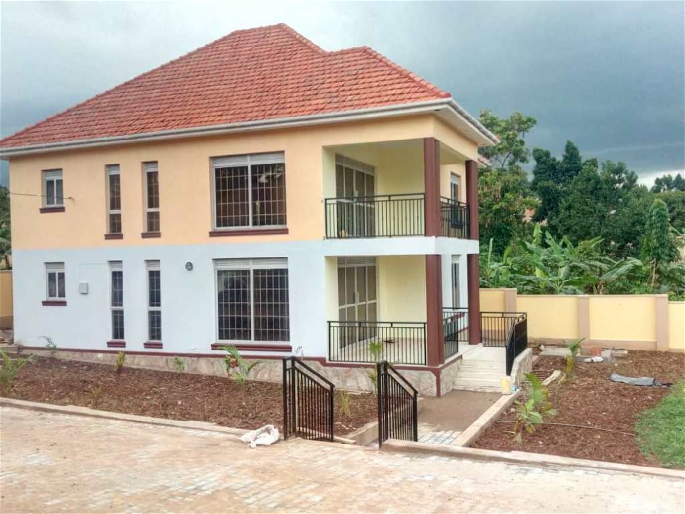 Mansion for sale in Wampeewo Wakiso