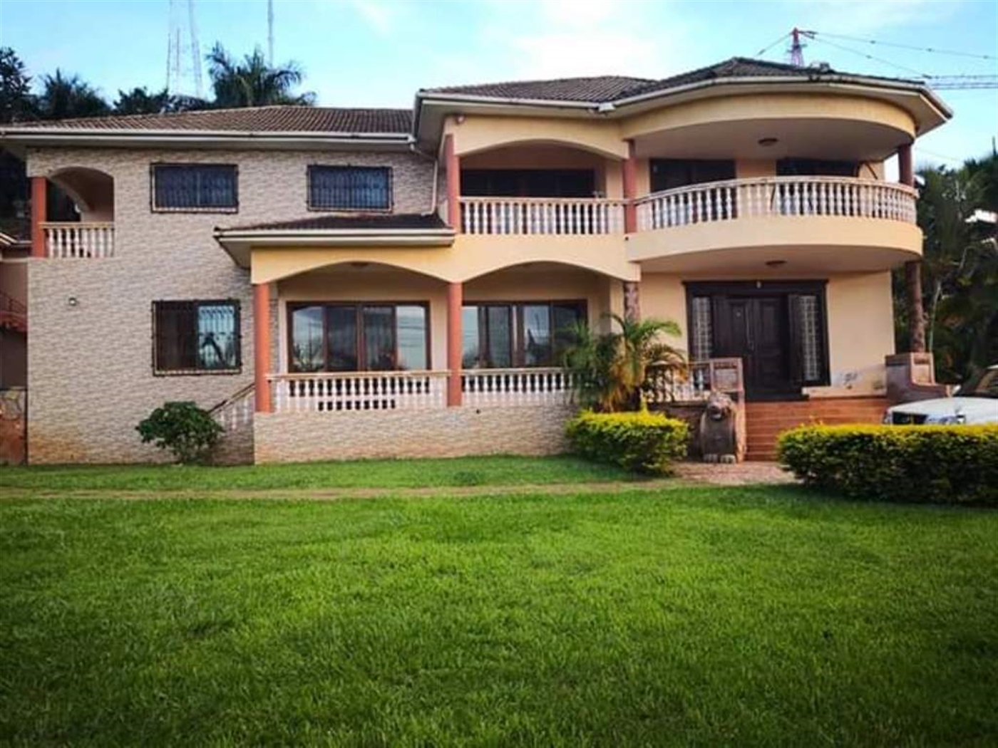 Mansion for sale in Naguru Kampala