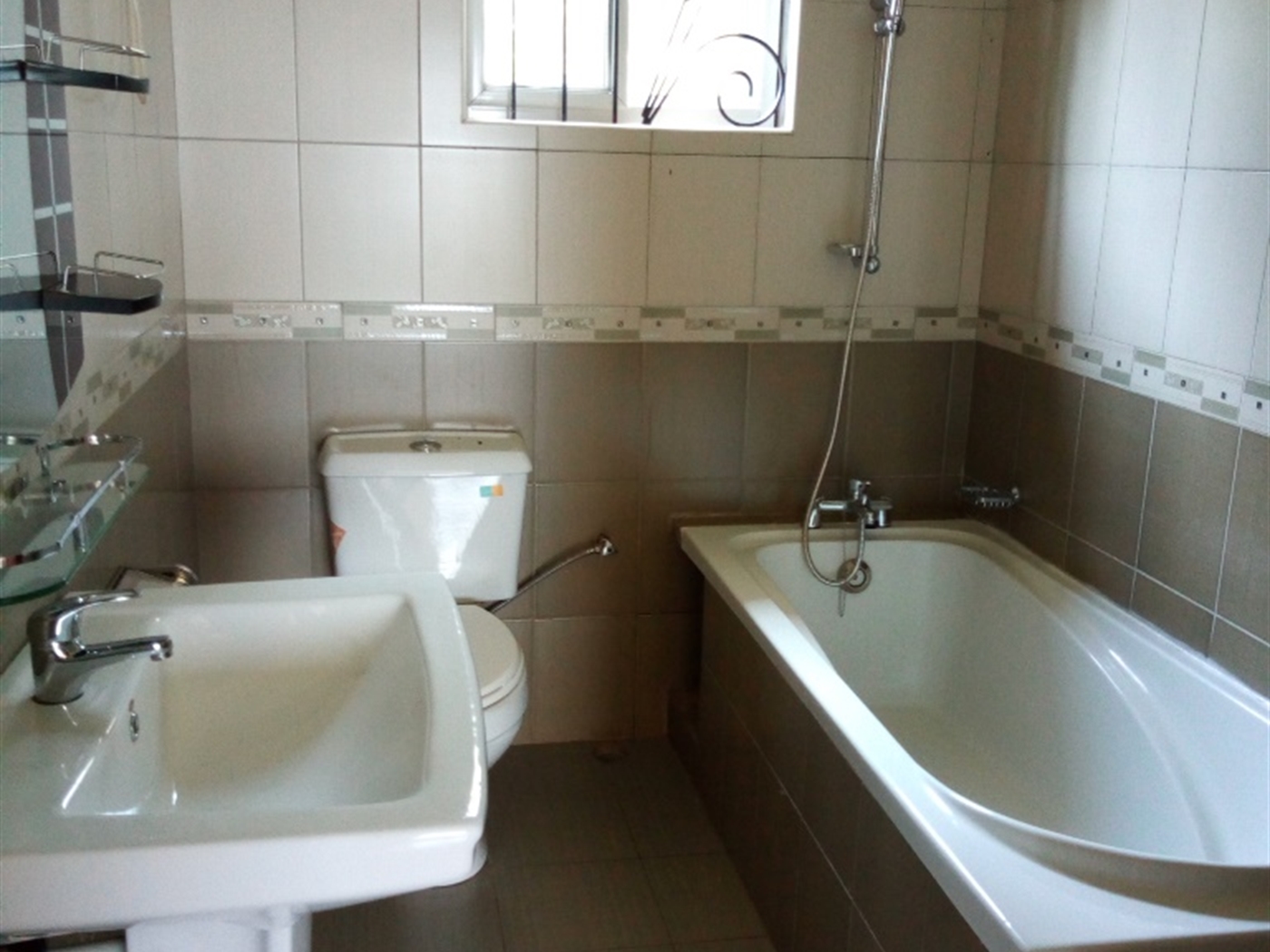 Town House for rent in Buziga Kampala