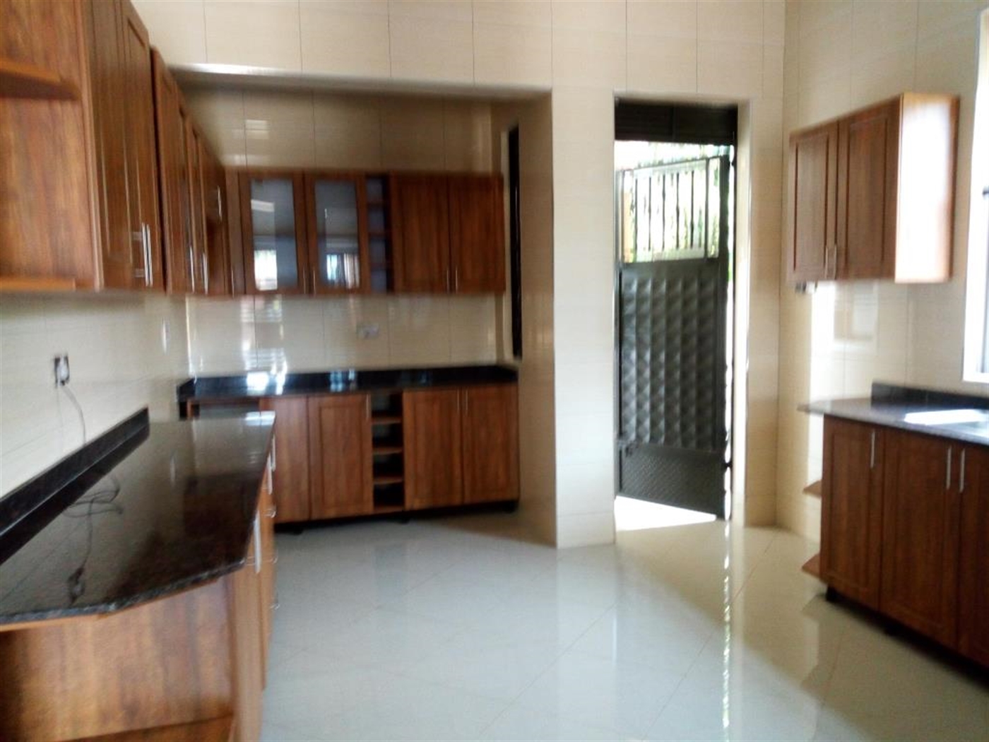 Bungalow for sale in Kira Wakiso