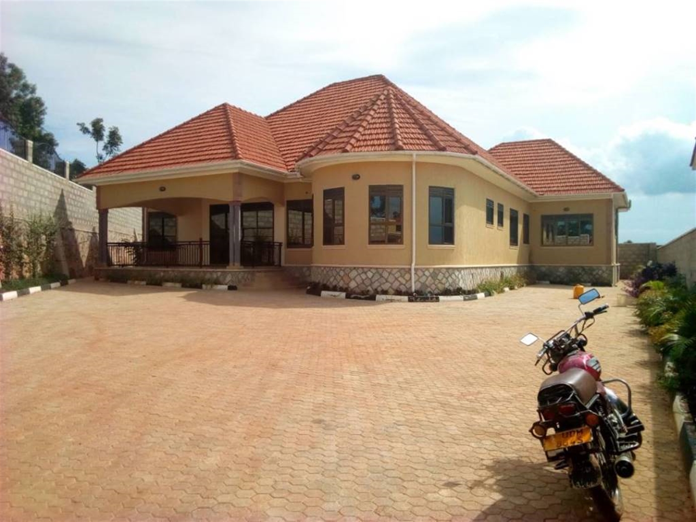 Bungalow for sale in Kira Wakiso