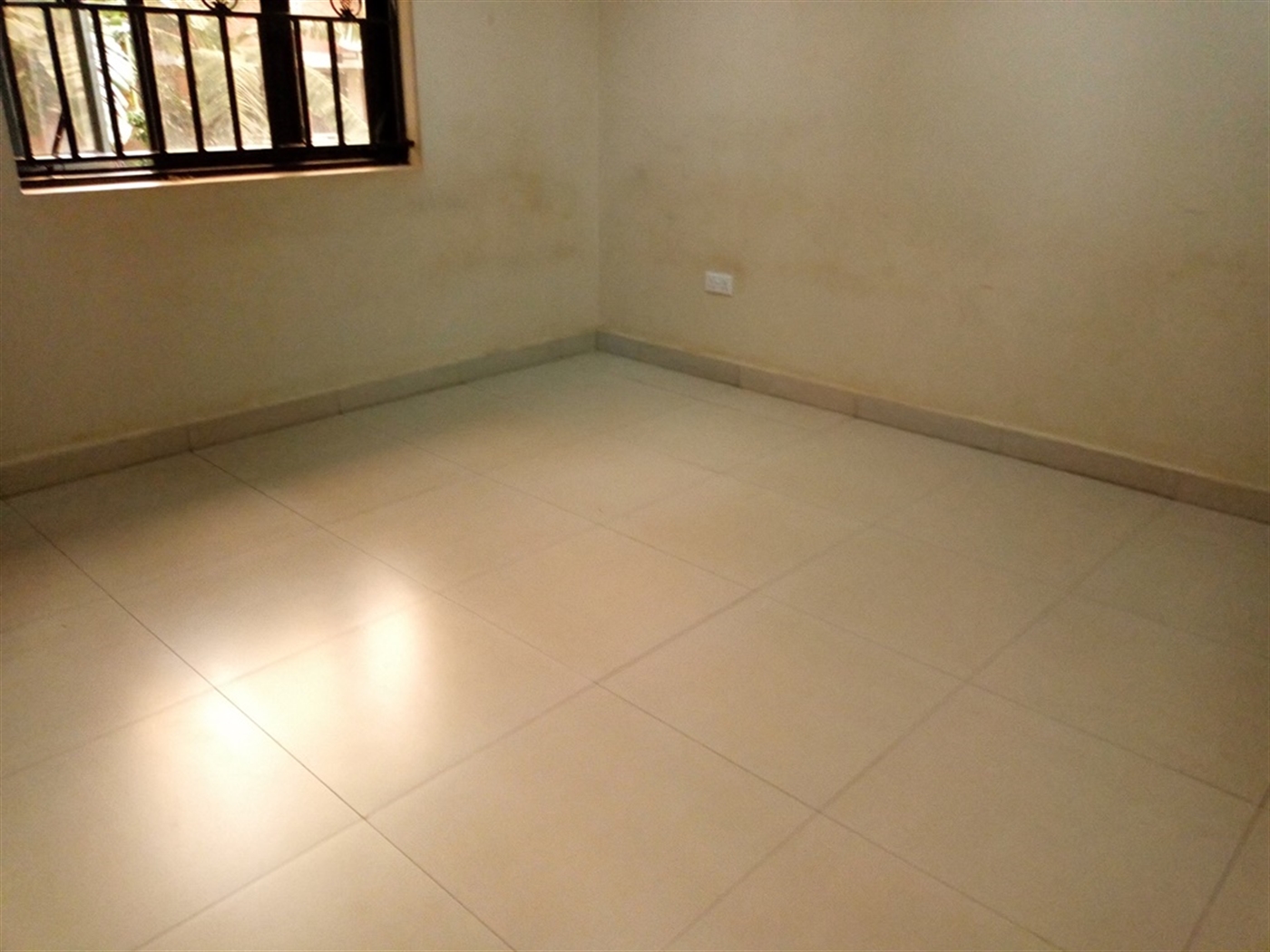 Apartment for rent in Kisaasi Kampala