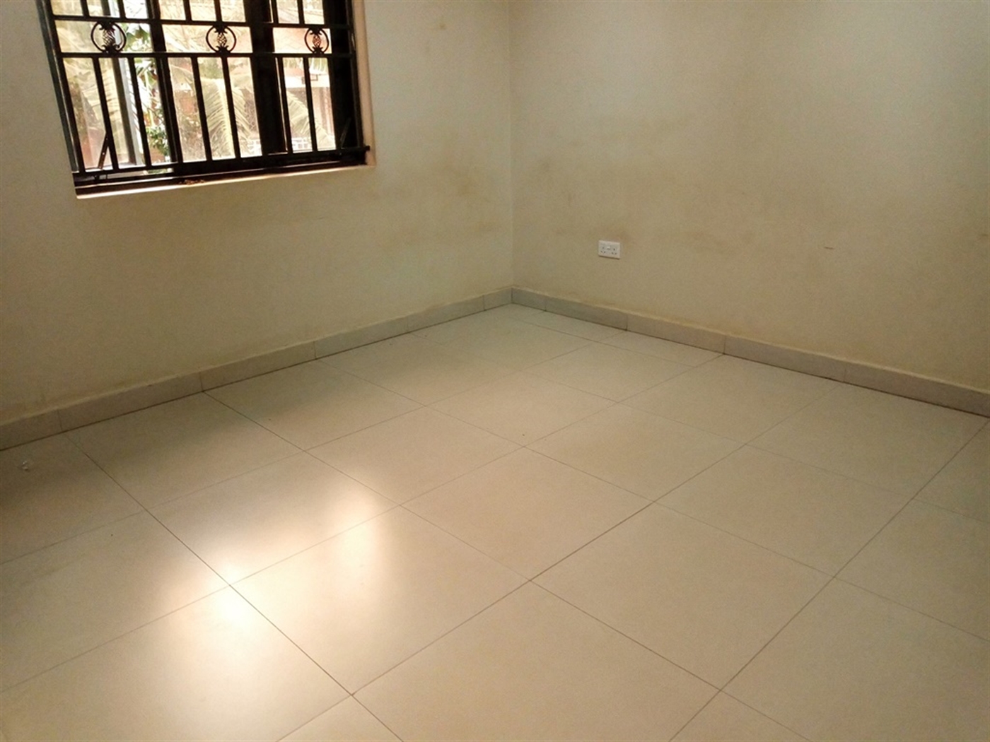 Apartment for rent in Kisaasi Kampala