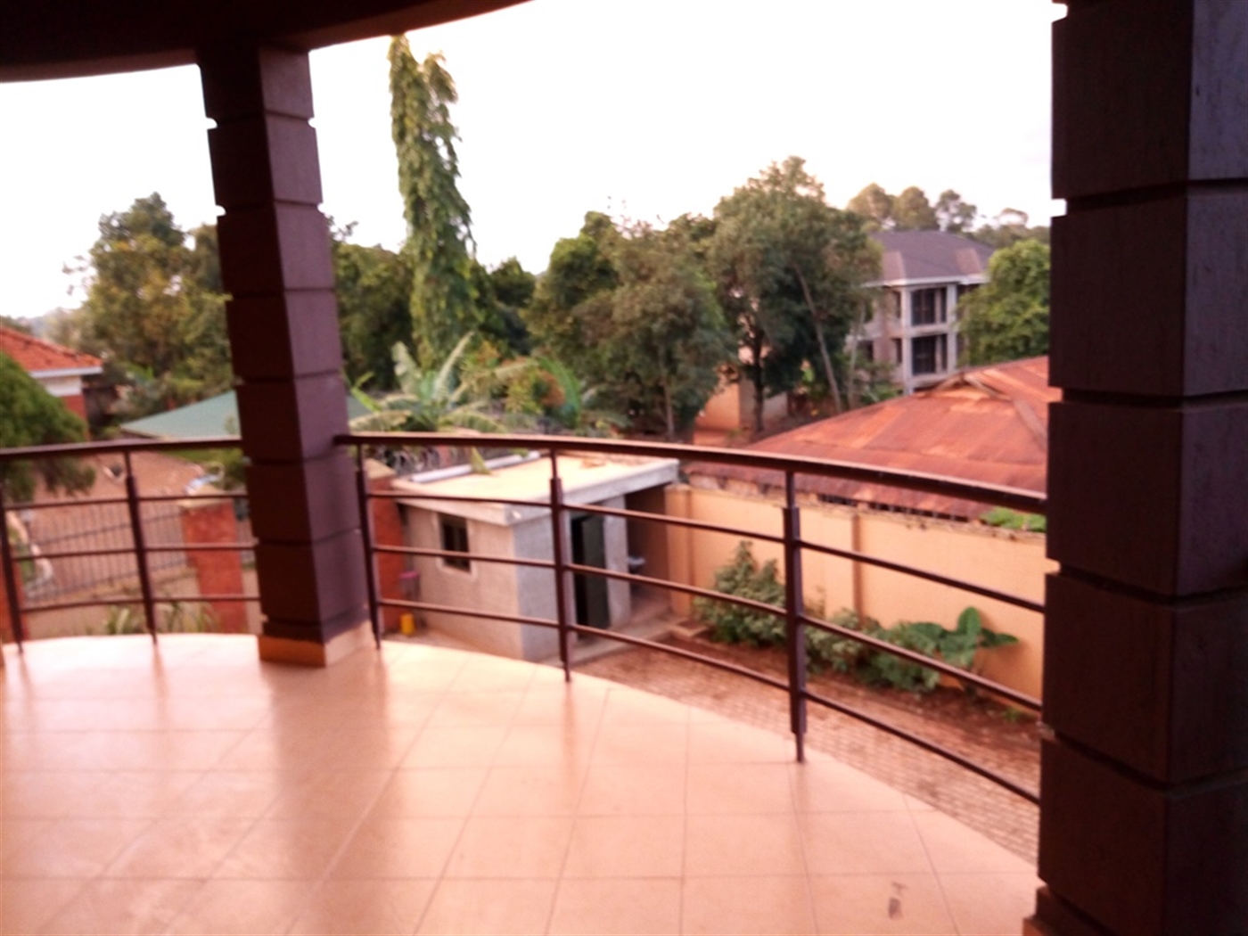 Apartment for rent in Kisaasi Kampala