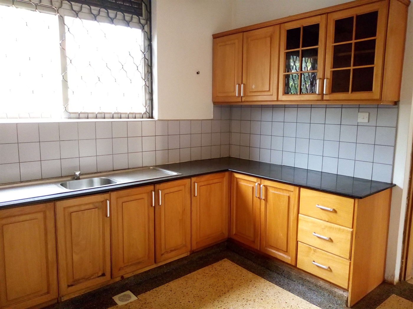 Apartment for rent in Mbuya Kampala