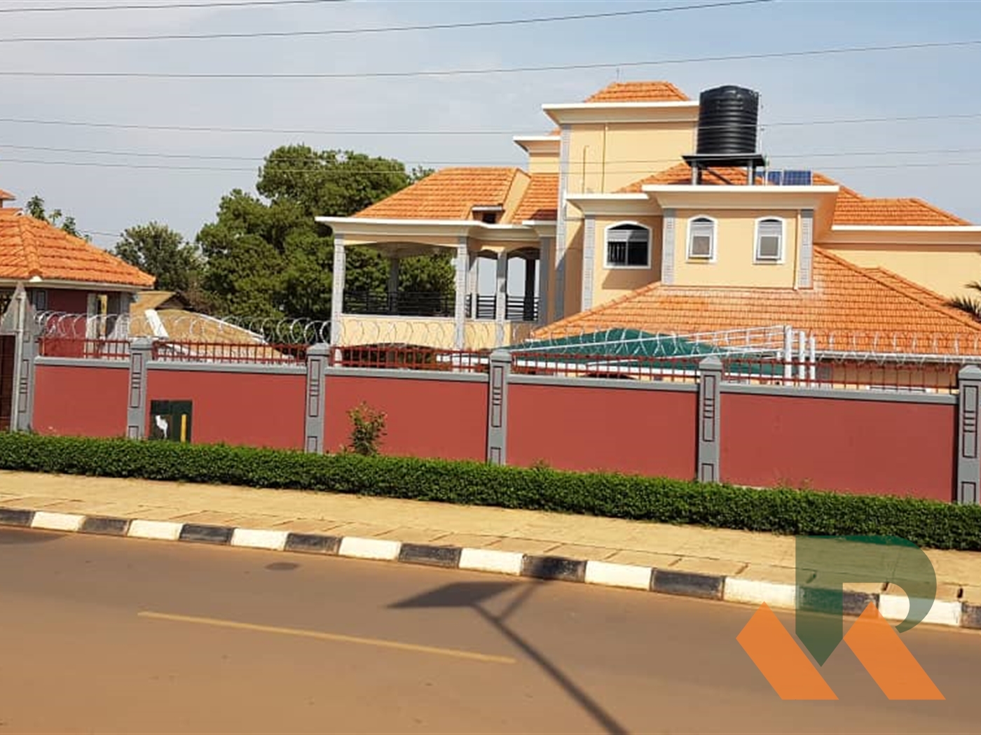 Maisonette for sale in Entebbe Wakiso