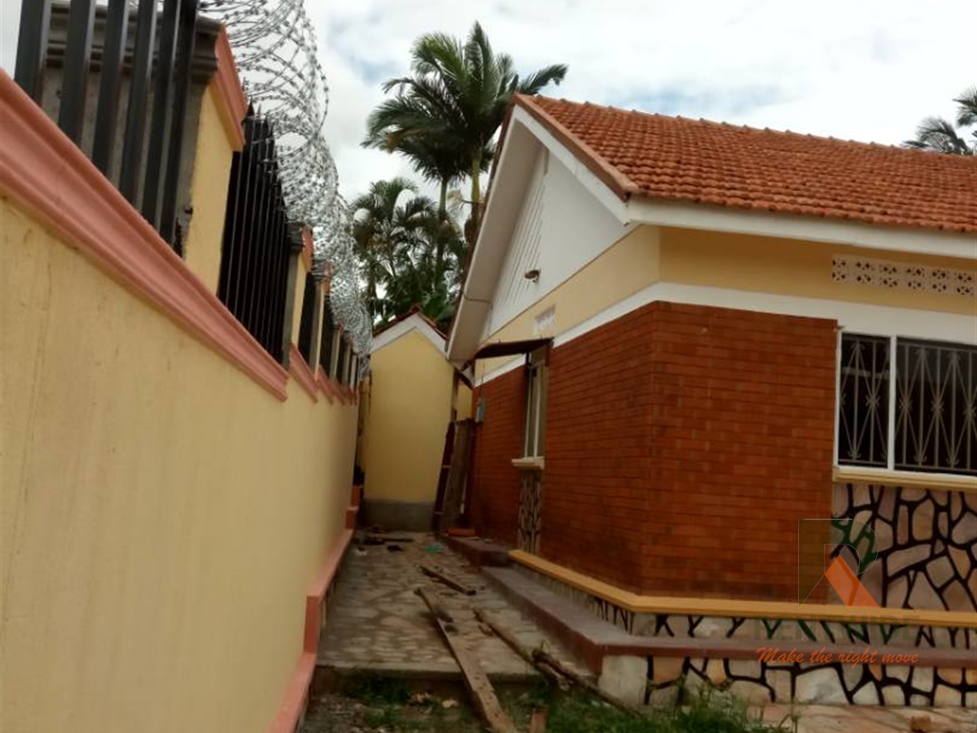 Bungalow for sale in Bukoto Kampala