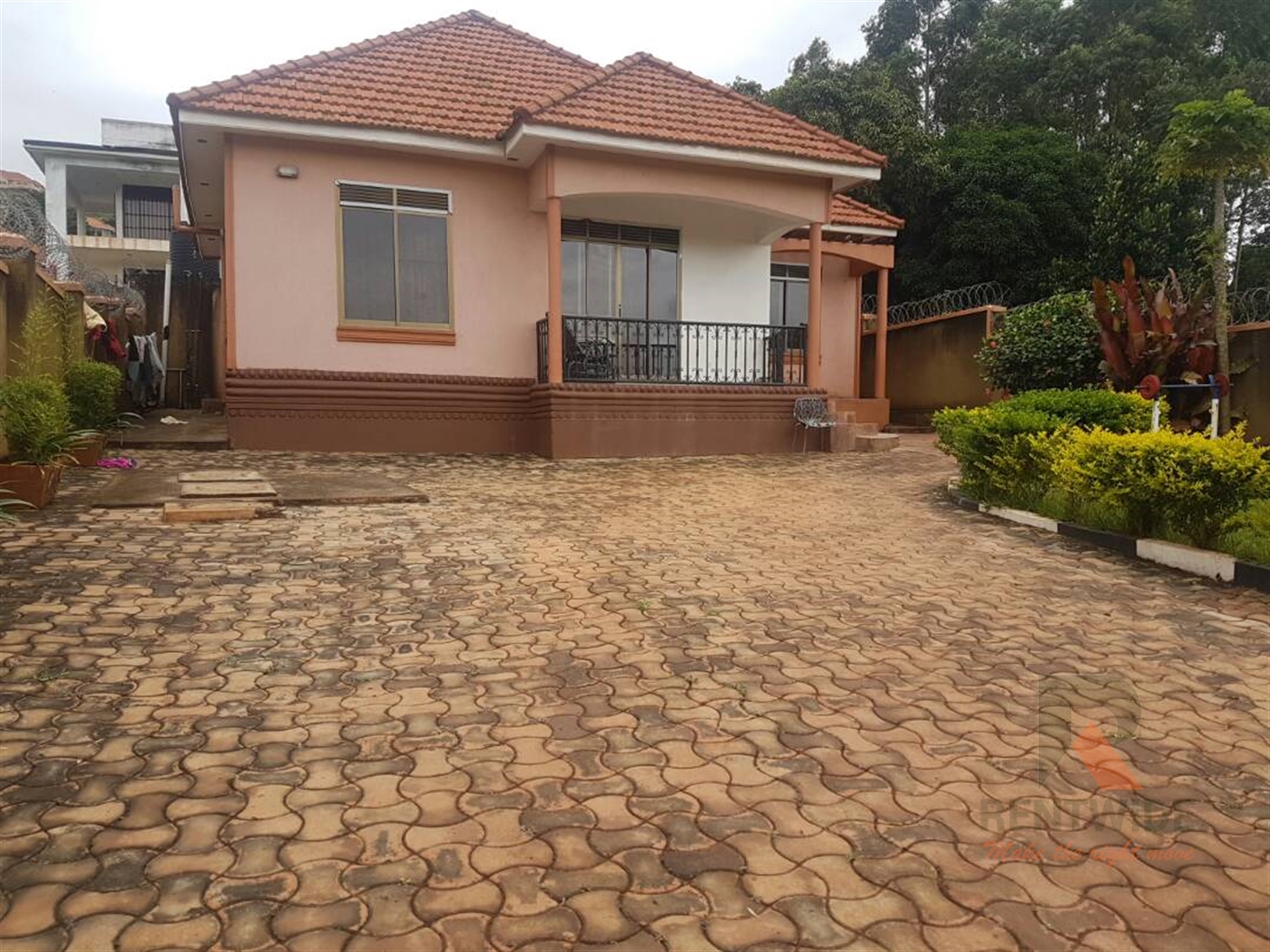 Bungalow for sale in Bwebajja Wakiso