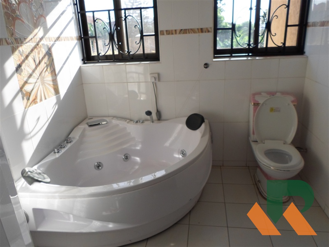 Storeyed house for rent in Naguru Kampala