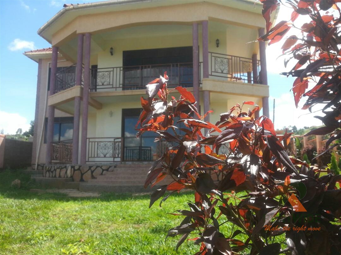 Duplex for sale in Bwebajja Wakiso