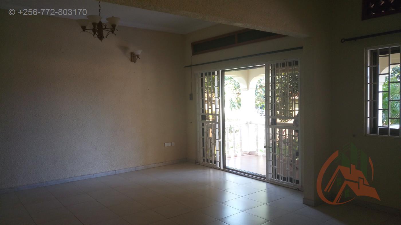 Town House for rent in Naguru Kampala