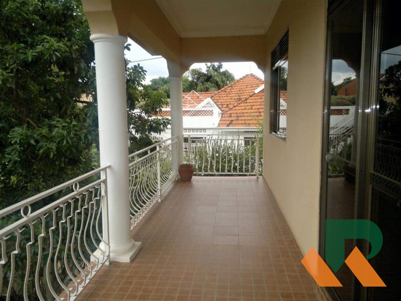 Maisonette for sale in Bbunga Kampala