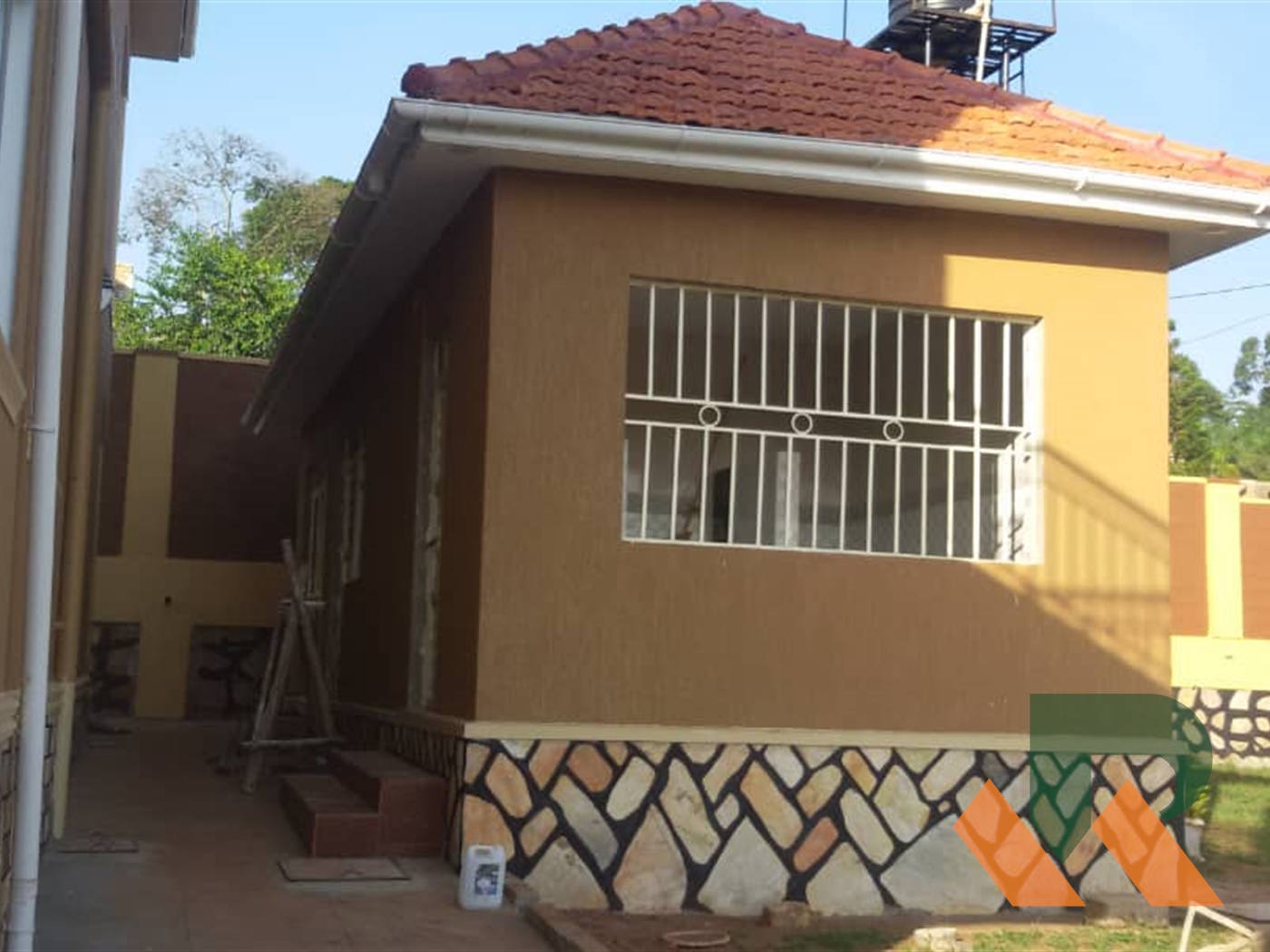 Maisonette for sale in Bwebajja Wakiso