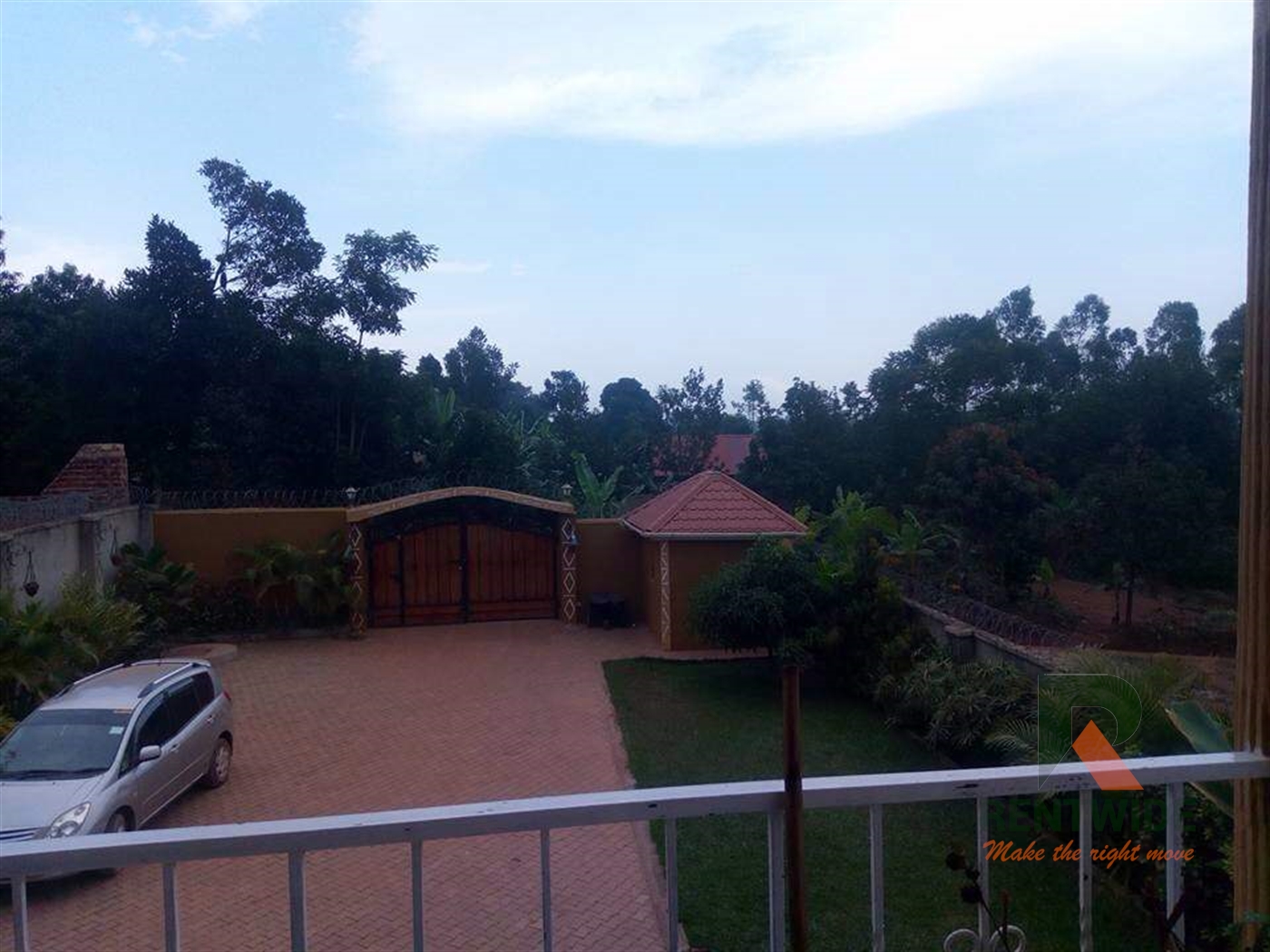 Duplex for sale in Mpererwe Kampala