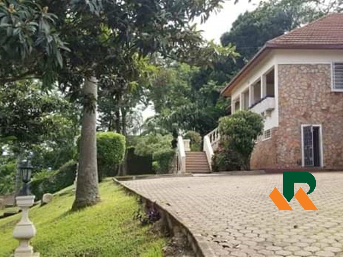 Bungalow for rent in Munyonyo Kampala