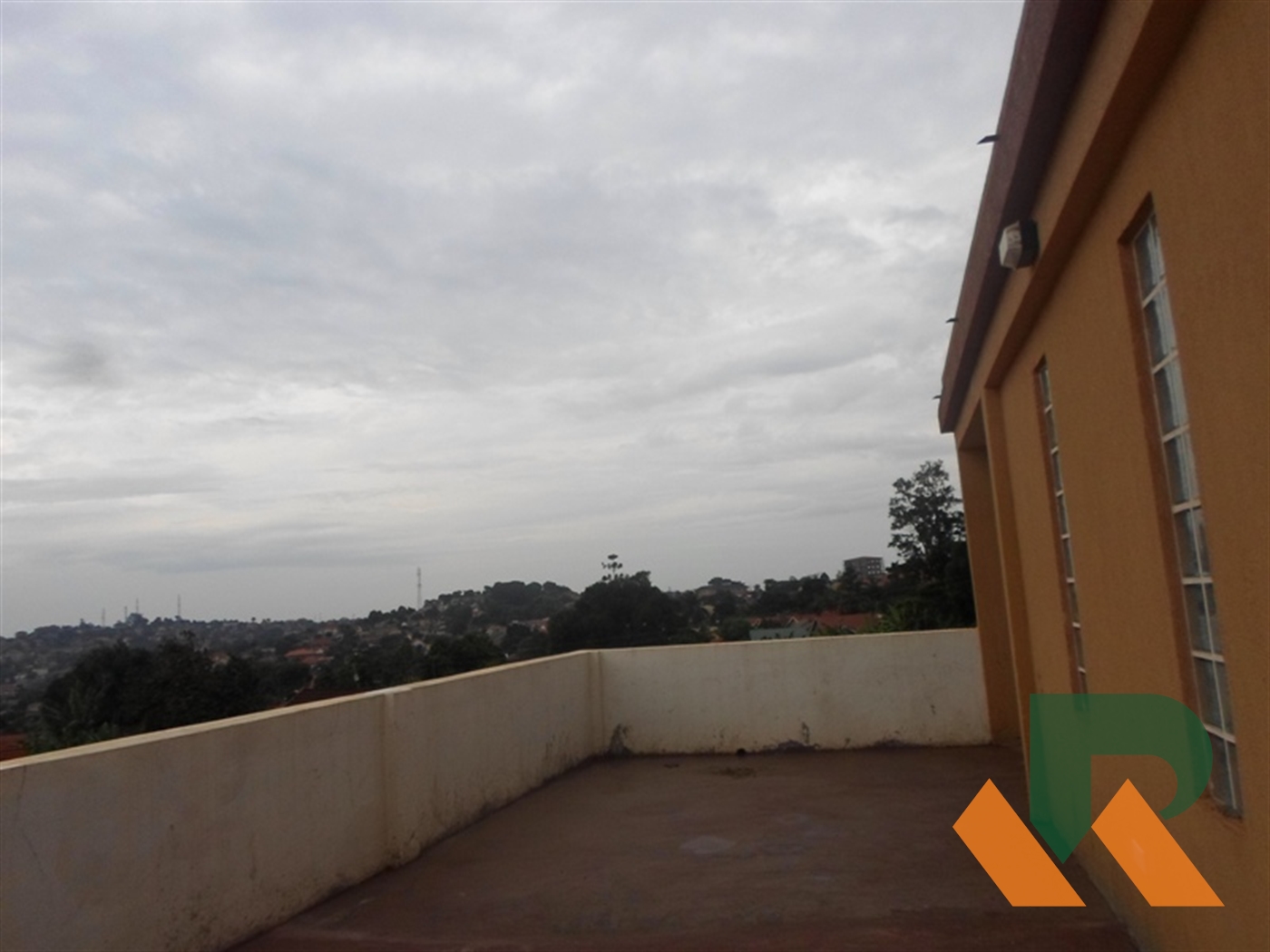 Town House for sale in Bukoto Kampala