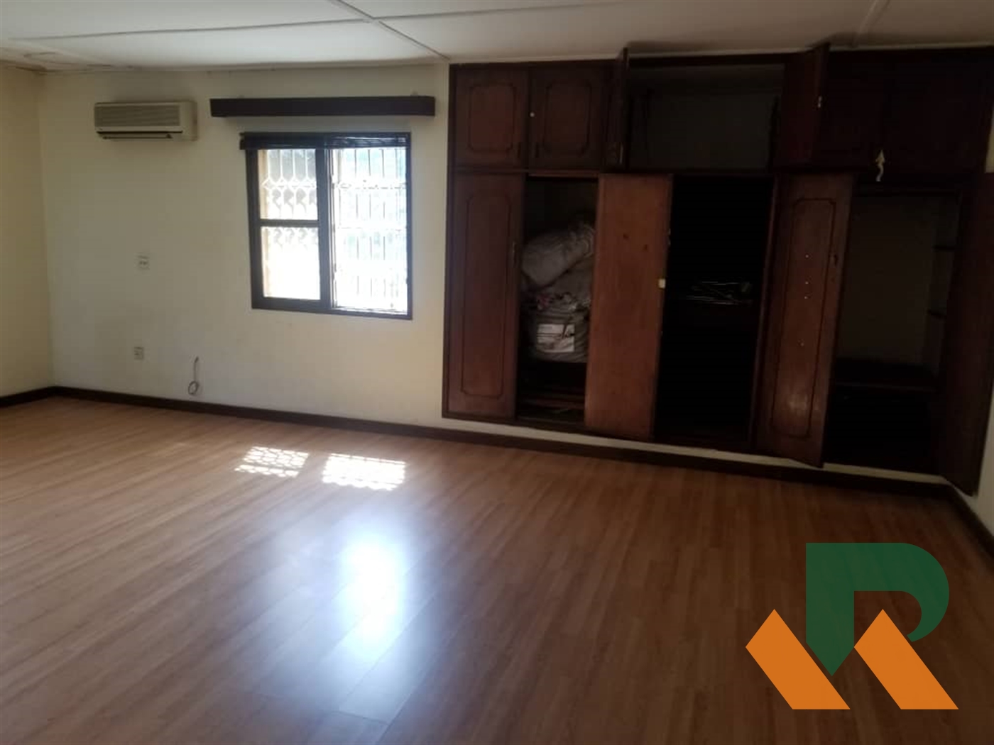 Maisonette for rent in Bugoloobi Kampala