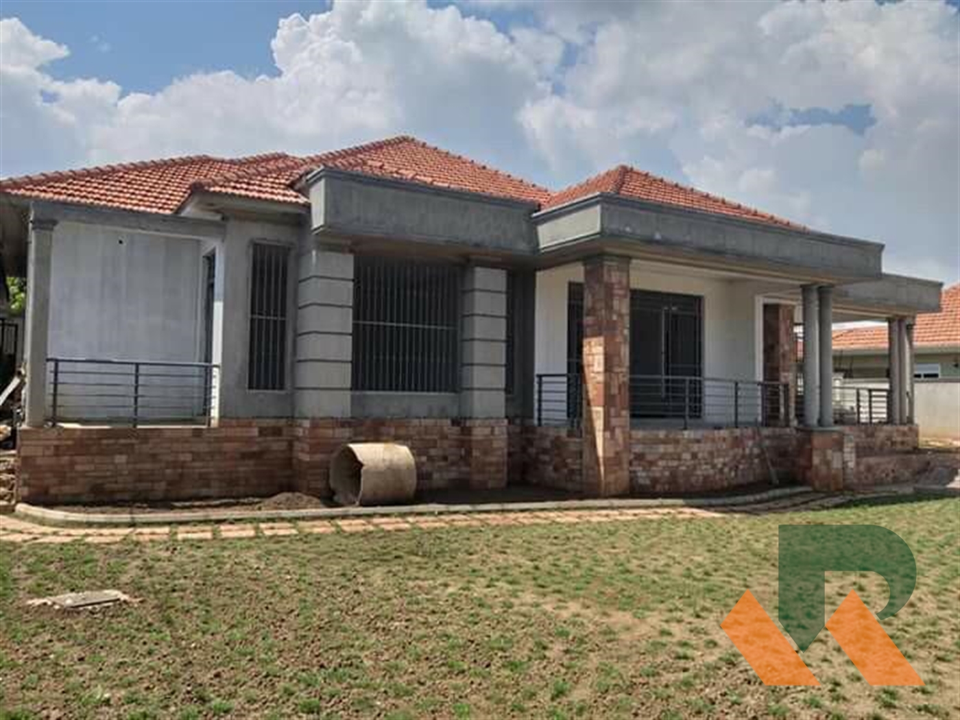 Bungalow for sale in Kiwaatule Kampala