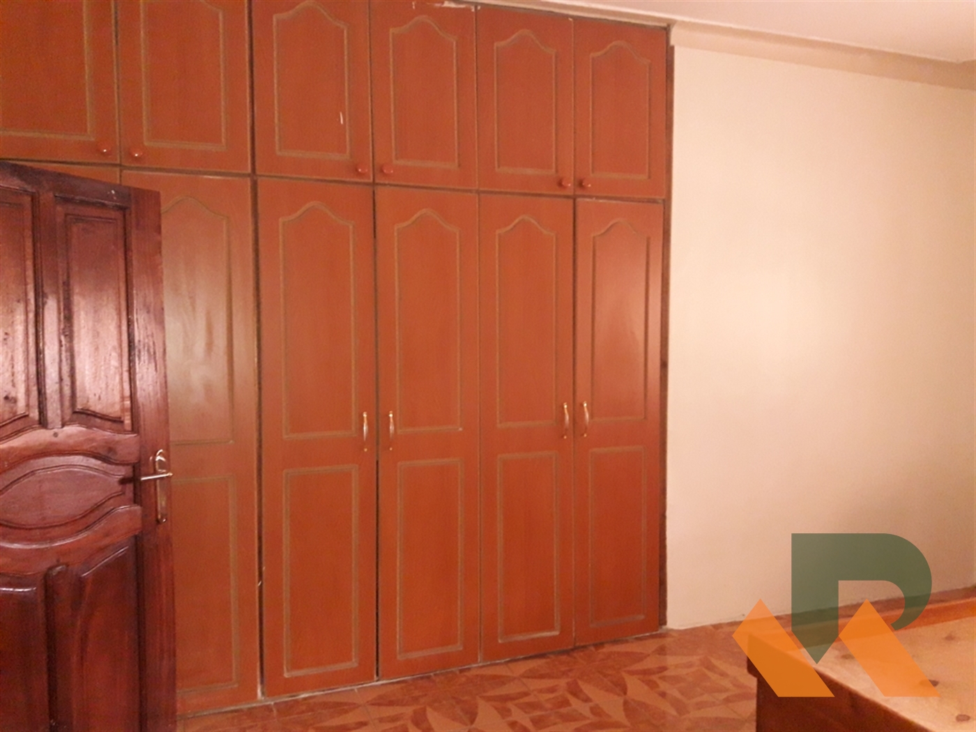 Maisonette for rent in Bugoloobi Kampala