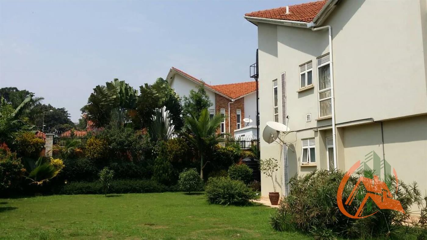Duplex for sale in Lubowa Kampala