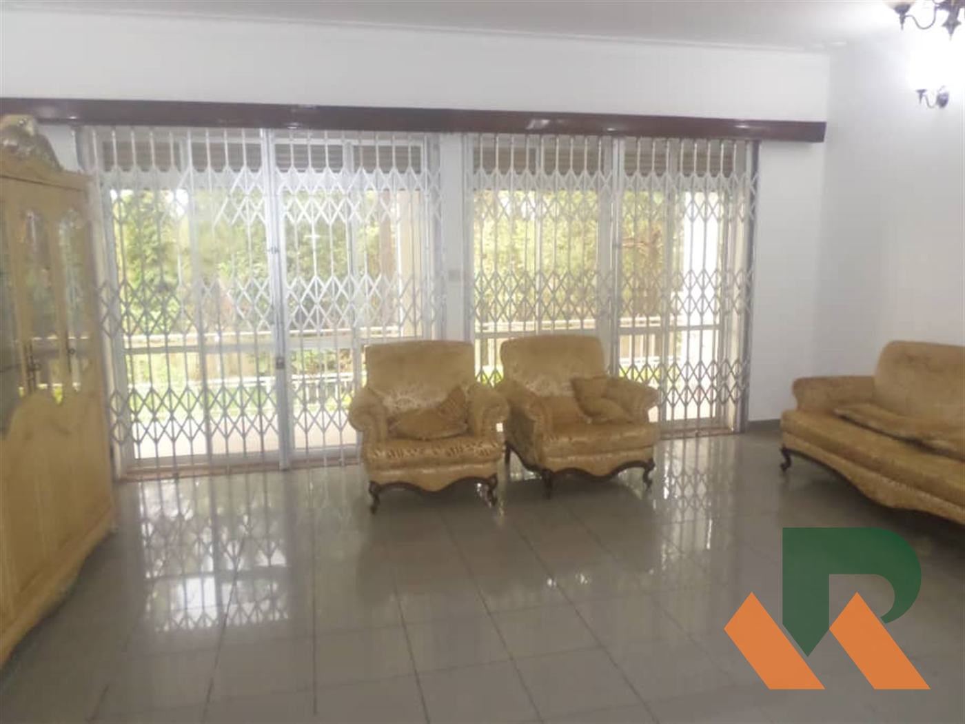 Maisonette for rent in Muyenga Kampala