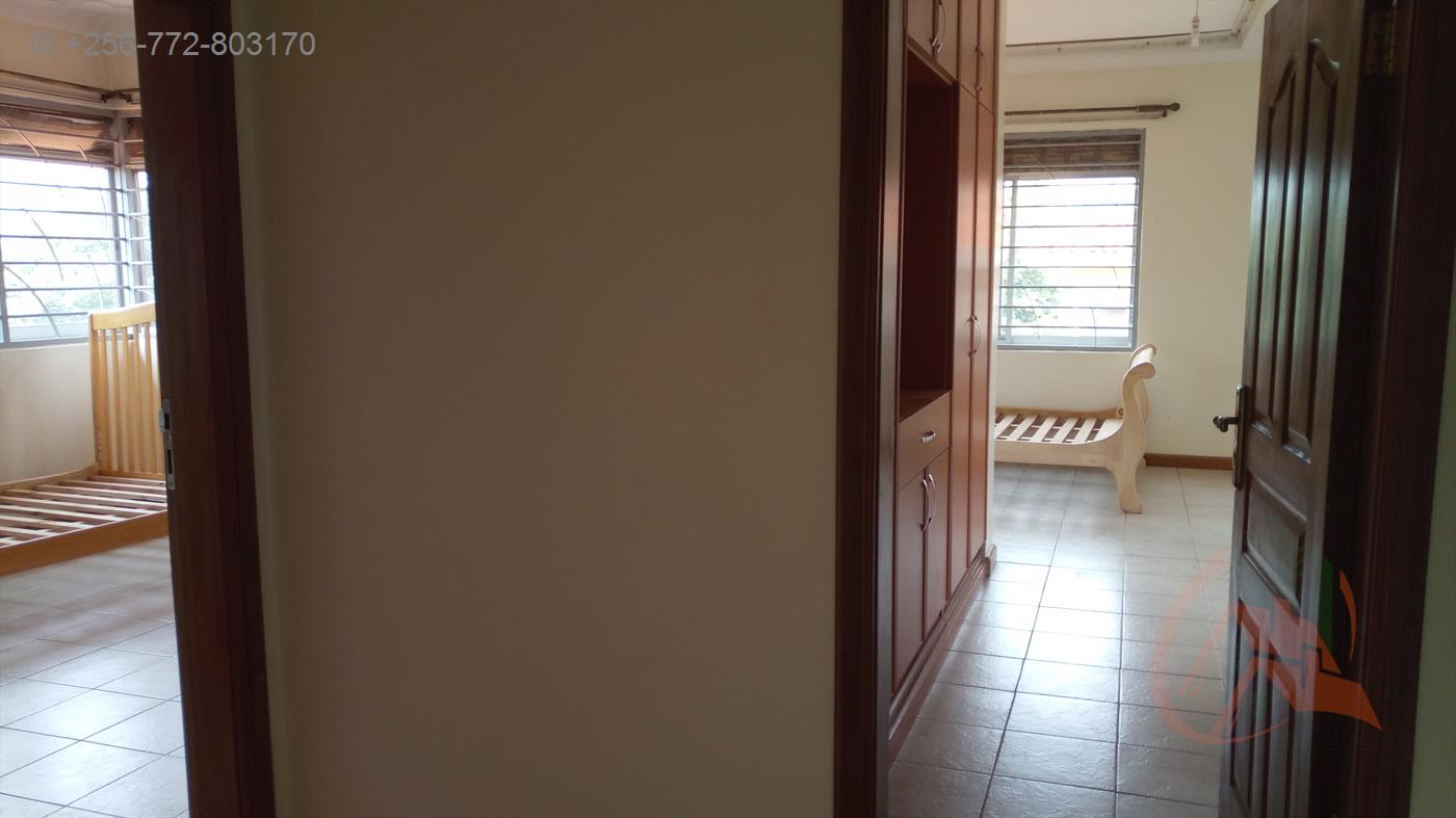 Town House for rent in Naguru Kampala