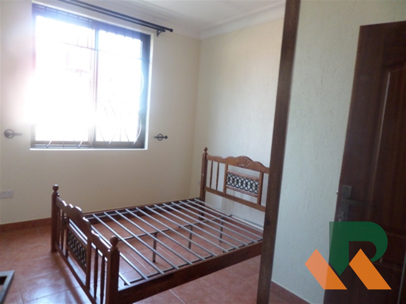 Duplex for rent in Muyenga Kampala