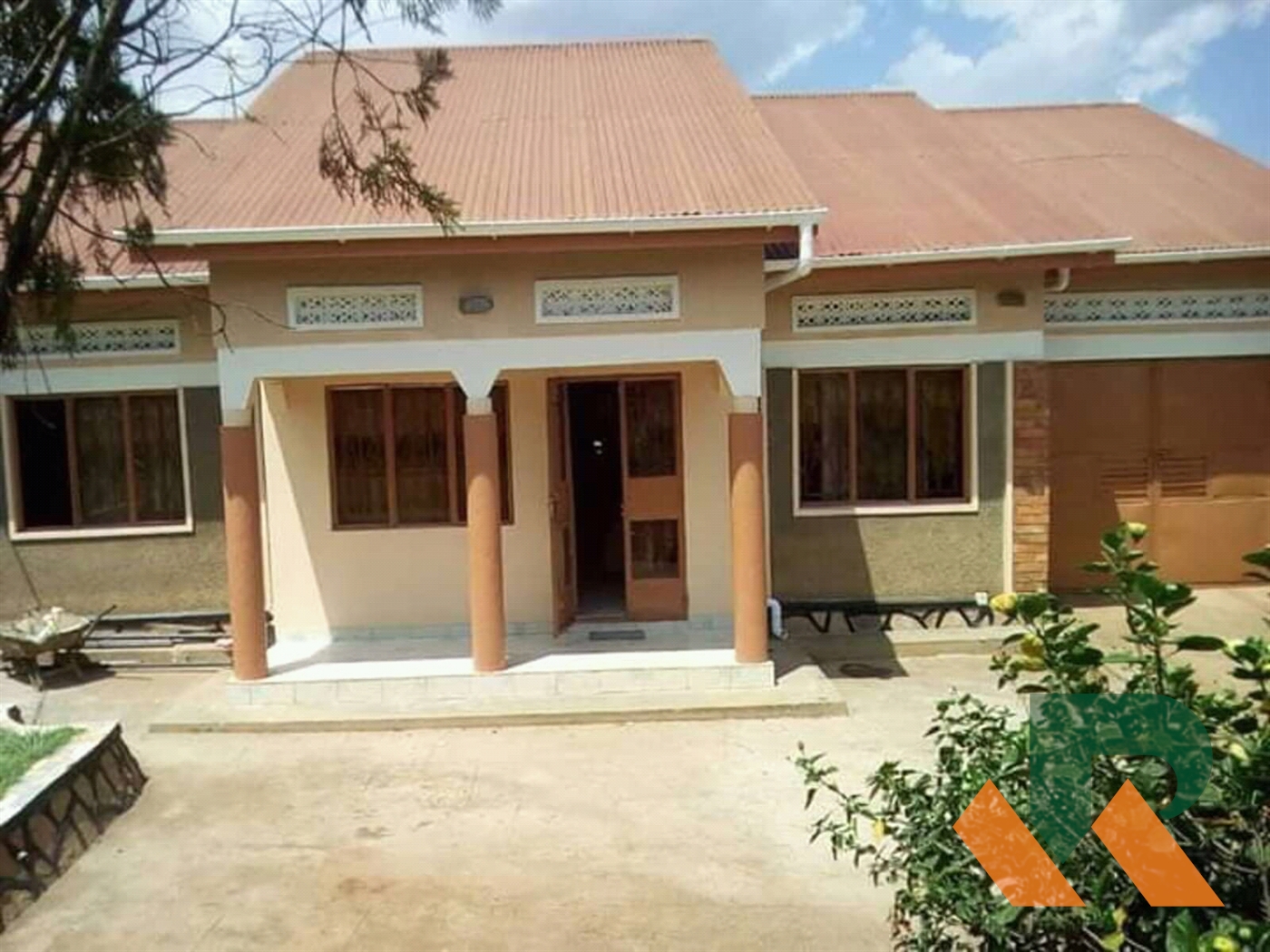 Bungalow for sale in Bweyogerere Wakiso