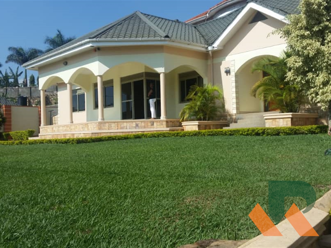 Bungalow for rent in Kira Wakiso