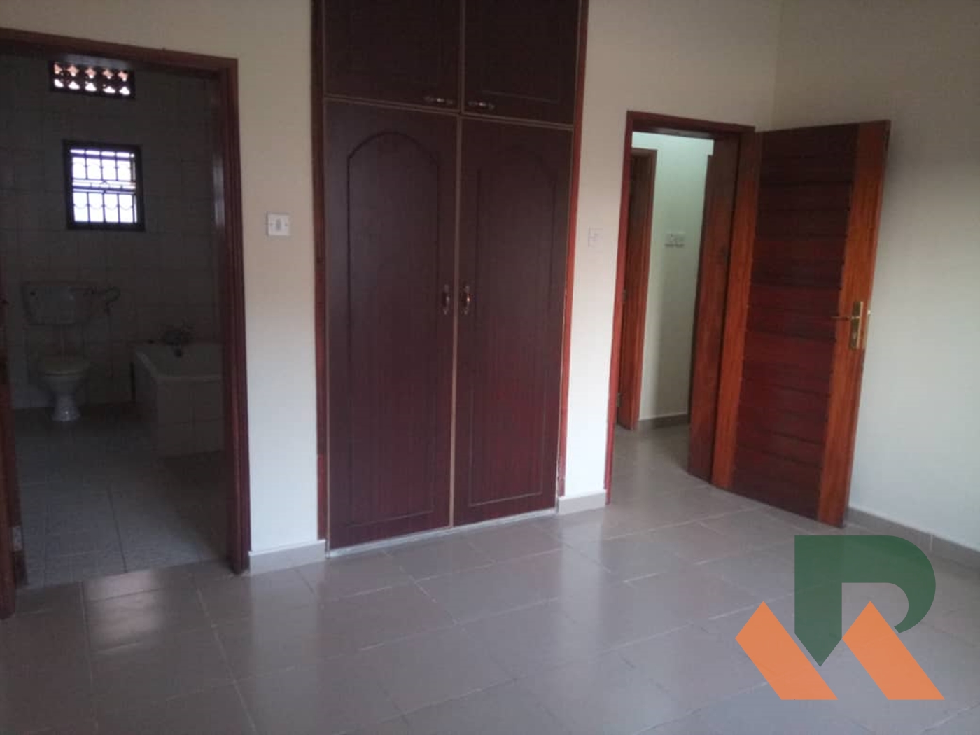 Semi Detached for rent in Bukasa Kampala