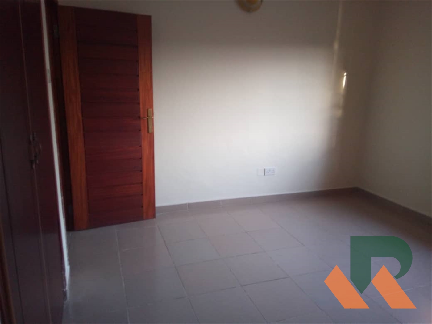 Semi Detached for rent in Bukasa Kampala