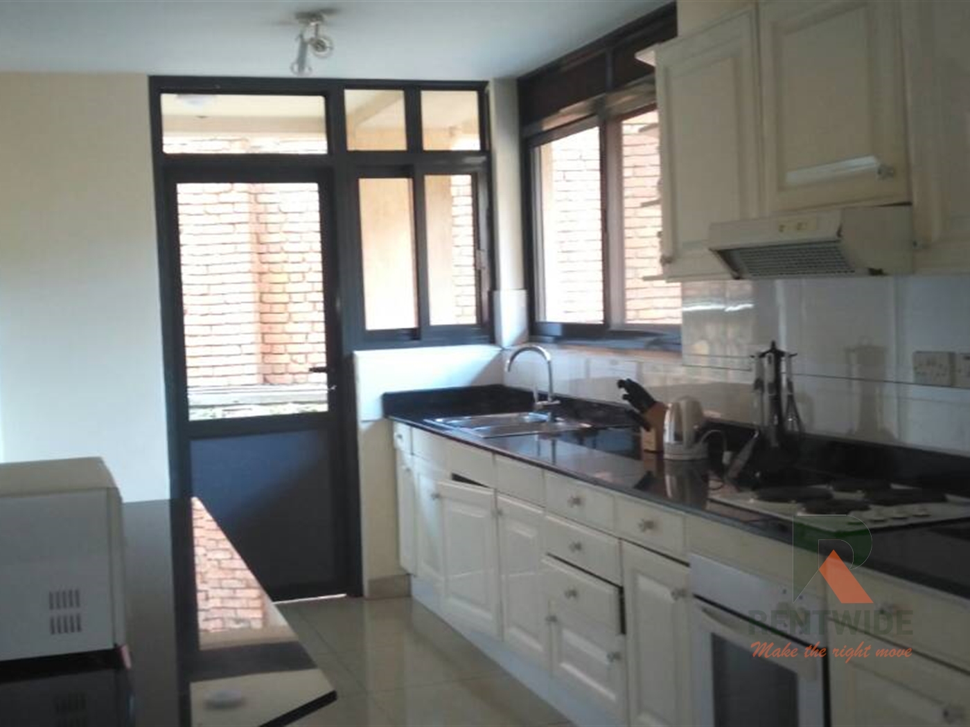 Town House for rent in Kololo Kampala