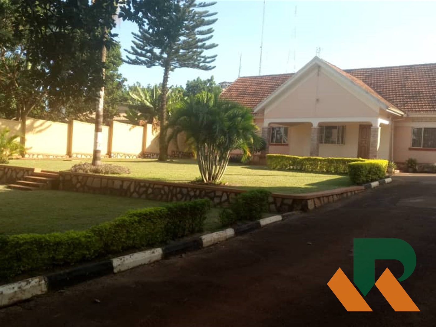 Bungalow for sale in Naguru Kampala