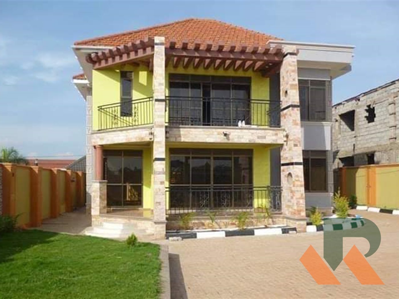 Maisonette for sale in Kira Wakiso