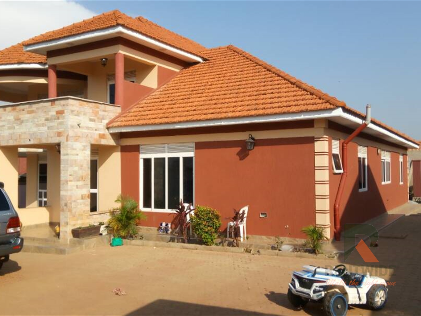 Maisonette for sale in Namugongo Wakiso