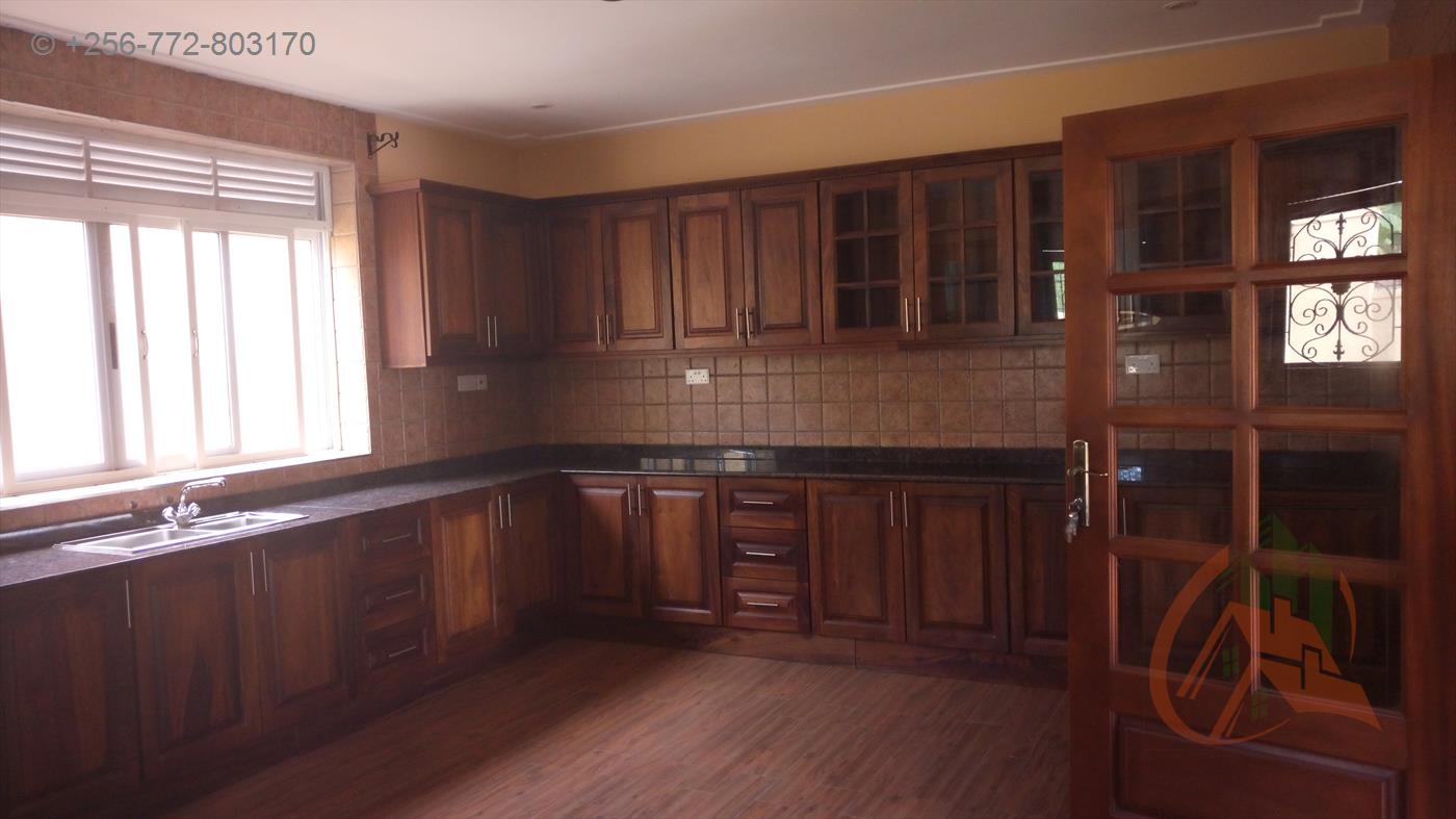 Maisonette for rent in Munyonyo Kampala