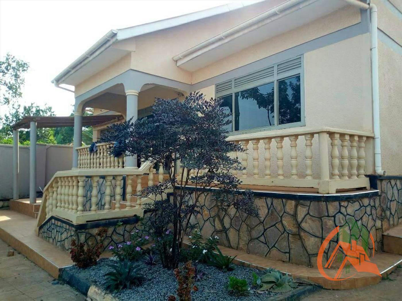 Bungalow for sale in Kitende Wakiso