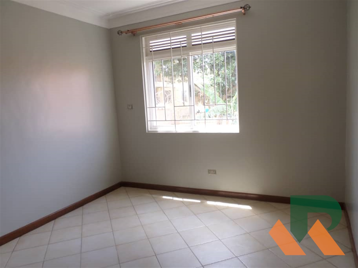 Town House for rent in Muyenga Kampala