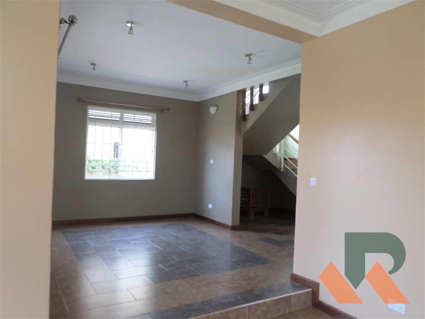 Town House for rent in Muyenga Kampala