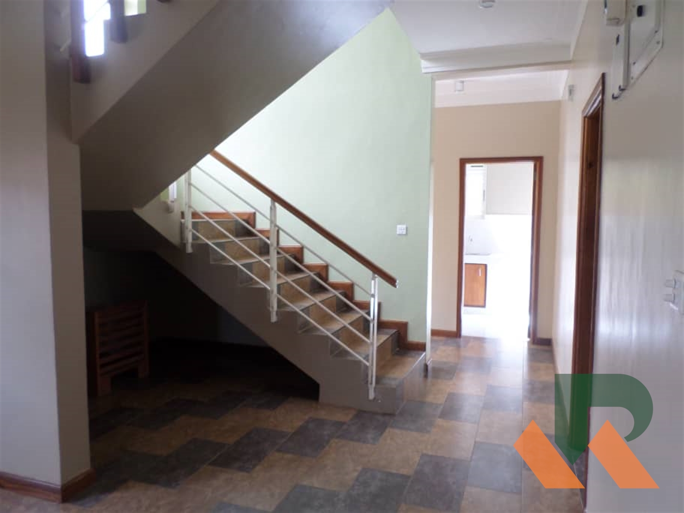 Town House for rent in Muyenga Kampala