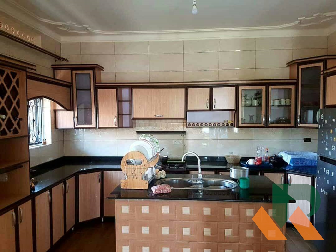 Town House for sale in Bugonga Wakiso