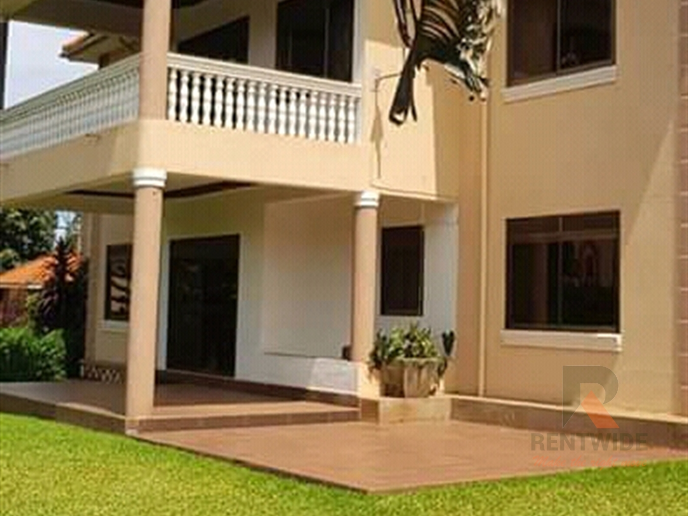 Mansion for rent in Kololo Kampala