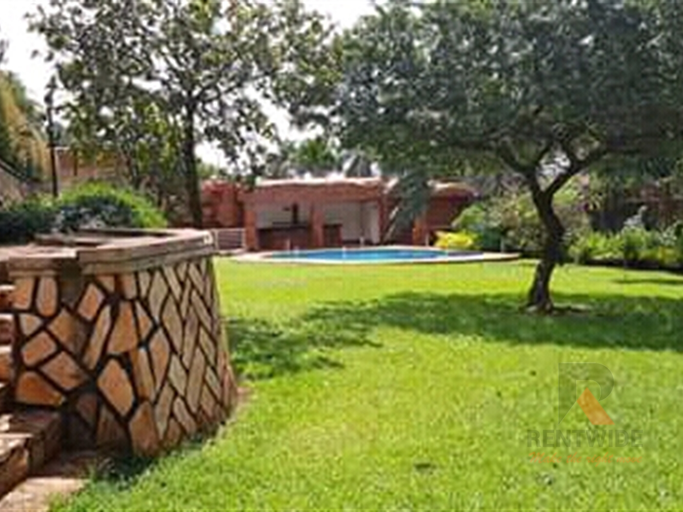 Mansion for rent in Kololo Kampala