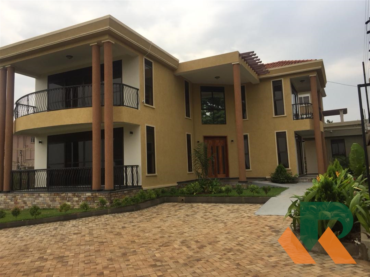 Maisonette for sale in Munyonyo Kampala