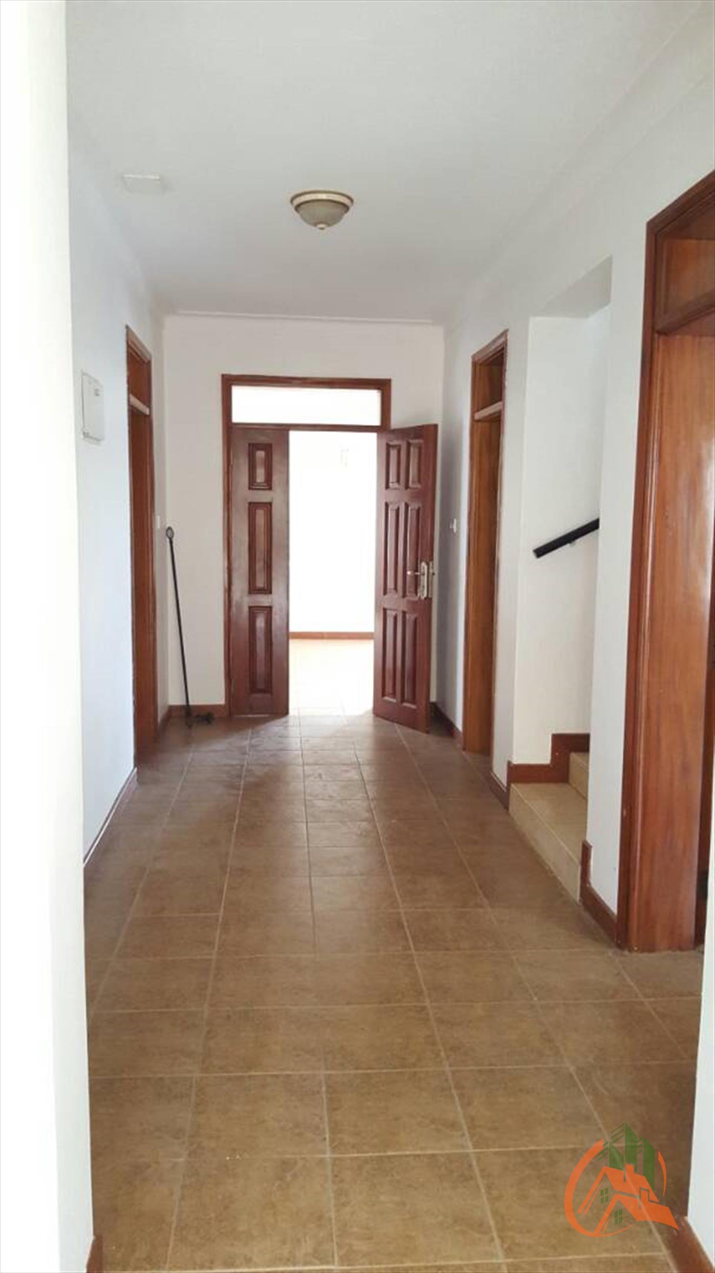Duplex for rent in Mbuya Kampala